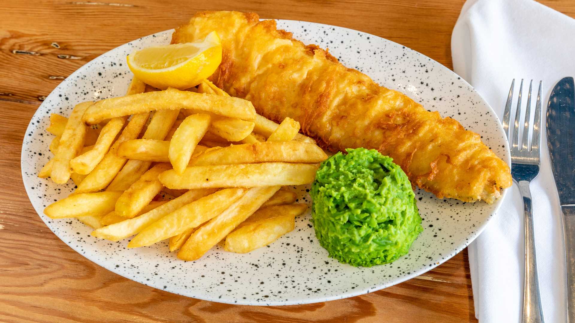 Windsor | Hooked Fish and Chippers | Order Online